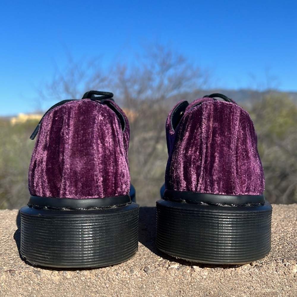 💕 Dr. Martens Purple Shimmer 14482 Crushed Velvet Oxfords 💕 - Picture 11 of 17